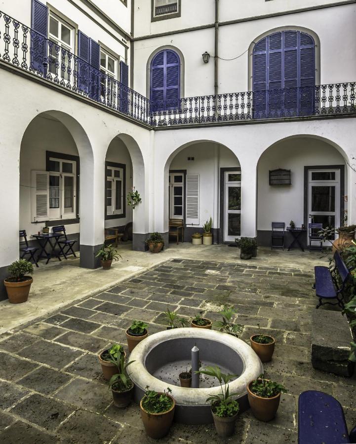 דירות Ponta Delgada Casa Vitoriana מראה חיצוני תמונה